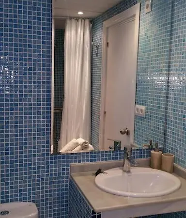 Seafront With Open-air Heated Pool Apartment