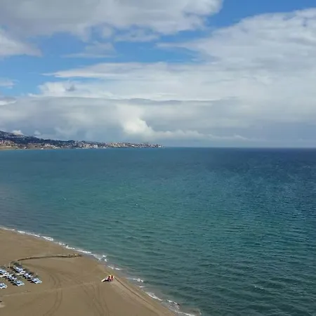 Seafront With Open-air Heated Pool Apartment