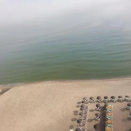 Seafront With Open-air Heated Pool Apartment Fuengirola