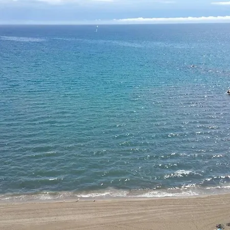 Seafront With Open-air Heated Pool Fuengirola