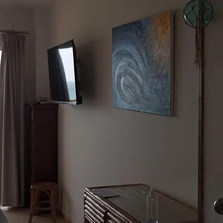 Apartment Seafront With Open-air Heated Pool *